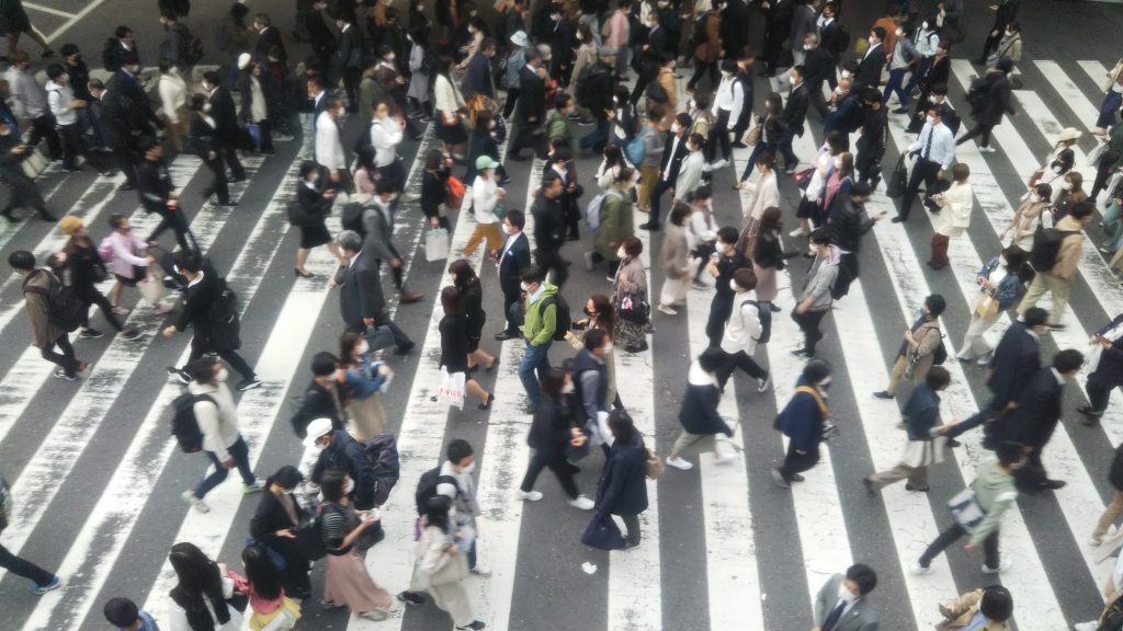 「まん延防止等重点措置」実施前の大阪駅前（2021年4月2日）